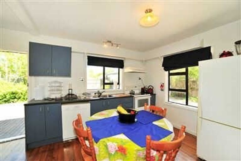 Photo of property in 157 Langdons Road, Northcote, Christchurch, 8052