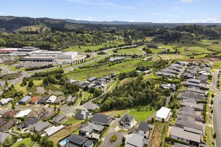 Photo of property in 24 Gyle Place, Pyes Pa, Tauranga, 3112