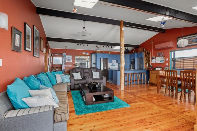 Photo of property in 159 Pukehina Parade, Pukehina, Te Puke, 3189