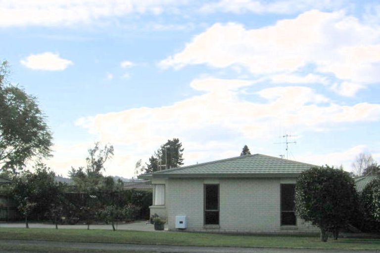 Photo of property in 5 Burnt Oak Drive, Pyes Pa, Tauranga, 3112