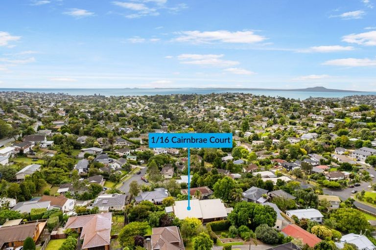 Photo of property in 1/16 Cairnbrae Court, Northcross, Auckland, 0632