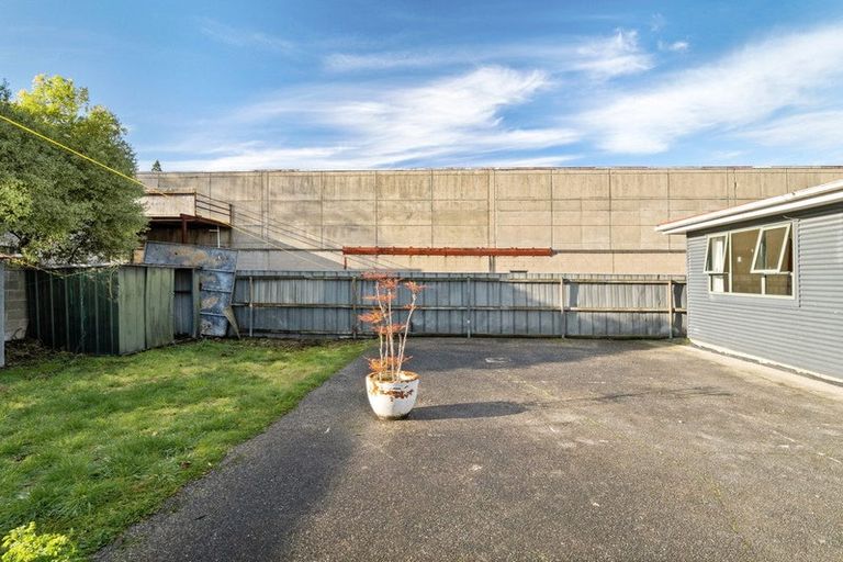 Photo of property in 28 Duke Street, North Dunedin, Dunedin, 9016