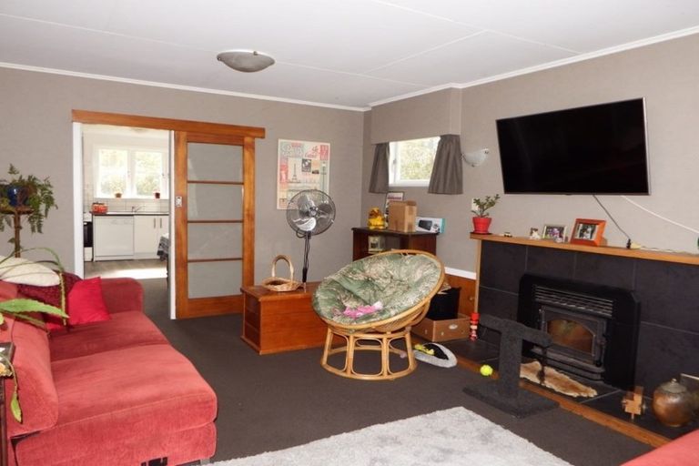 Photo of property in 1 Oaklea Avenue, Marton, 4710