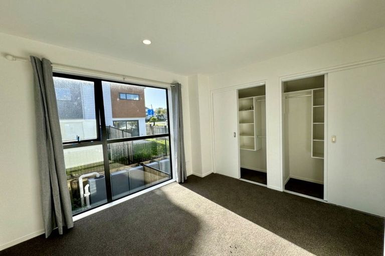 Photo of property in 8 Raupeti Lane, Henderson, Auckland, 0612