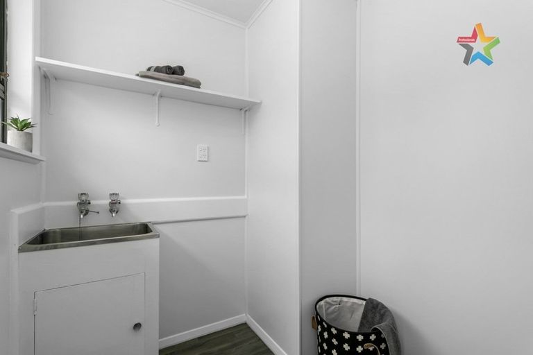 Photo of property in 59 Chapman Crescent, Naenae, Lower Hutt, 5011