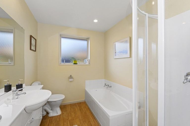 Photo of property in 7 Piper Lane, Beckenham, Christchurch, 8023
