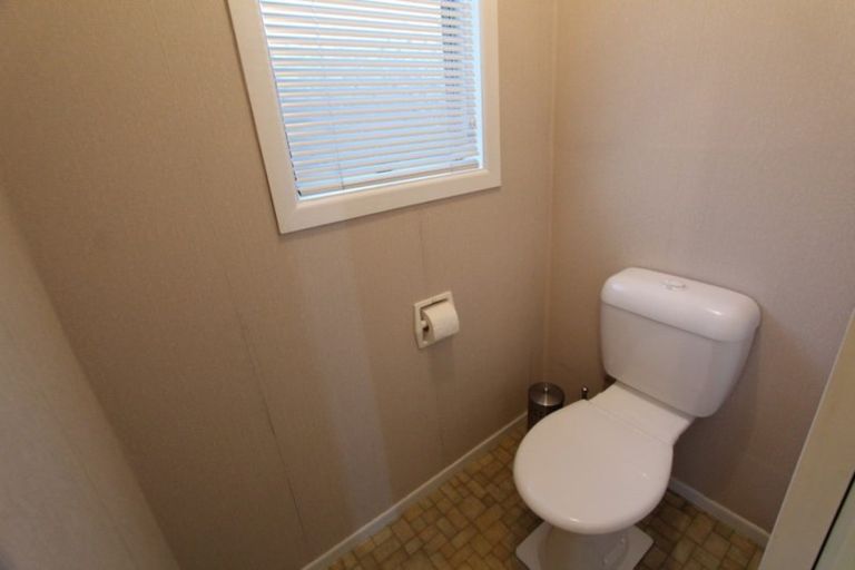 Photo of property in 69 Saint Andrews Drive, Tokoroa, 3420