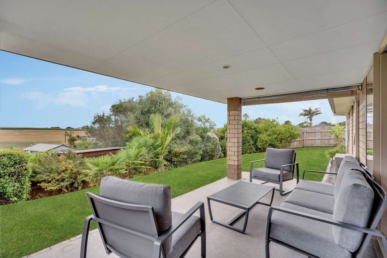 Photo of property in 12 Omana Avenue, Shelly Beach, Helensville, 0874