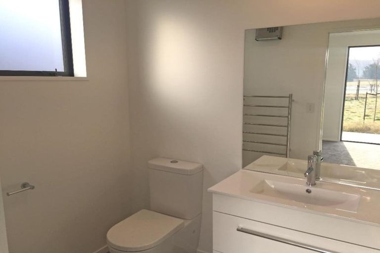 Photo of property in 30 Obelisk Street, Wanaka, 9305