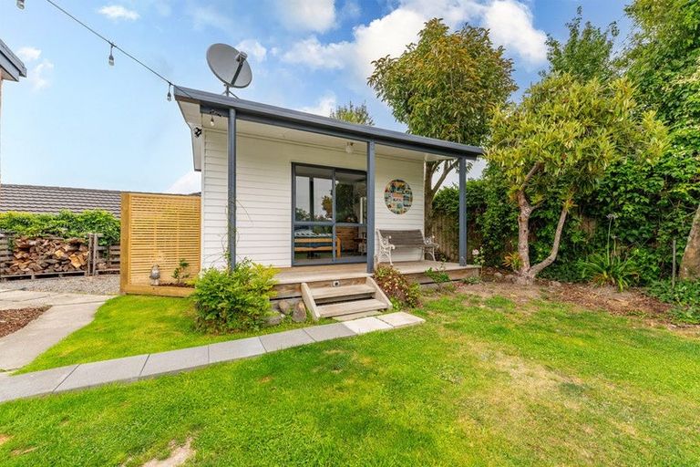 Photo of property in 2 Paignton Street, West End, Timaru, 7910