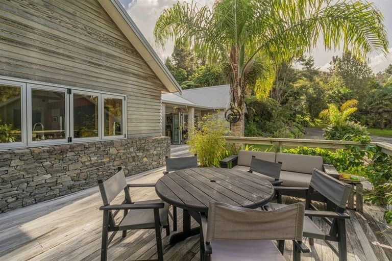 Photo of property in 56 Rewa Rewa Valley, Tairua, 3508