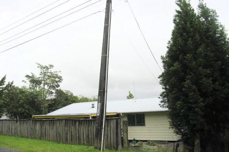 Photo of property in 24 Waimahanga Road, Onerahi, Whangarei, 0110