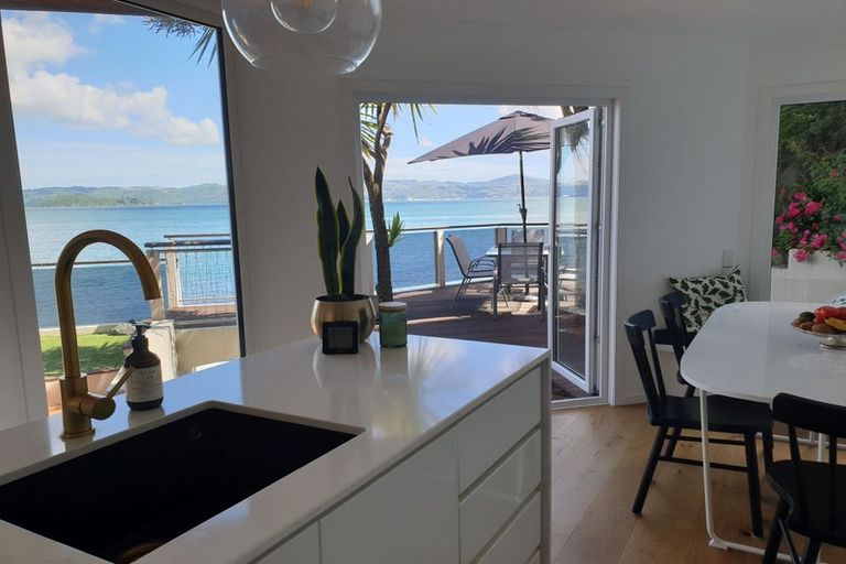 Photo of property in 719 Marine Drive, Eastbourne, Lower Hutt, 5013