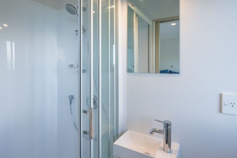 Photo of property in Onslow Heights, 17c Onslow Road, Khandallah, Wellington, 6035