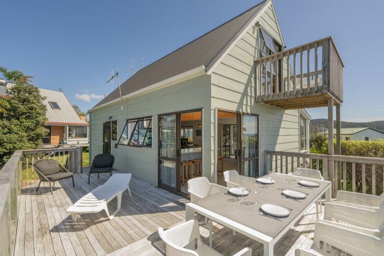 Photo of property in 441 Onemana Drive, Onemana, Whangamata, 3691