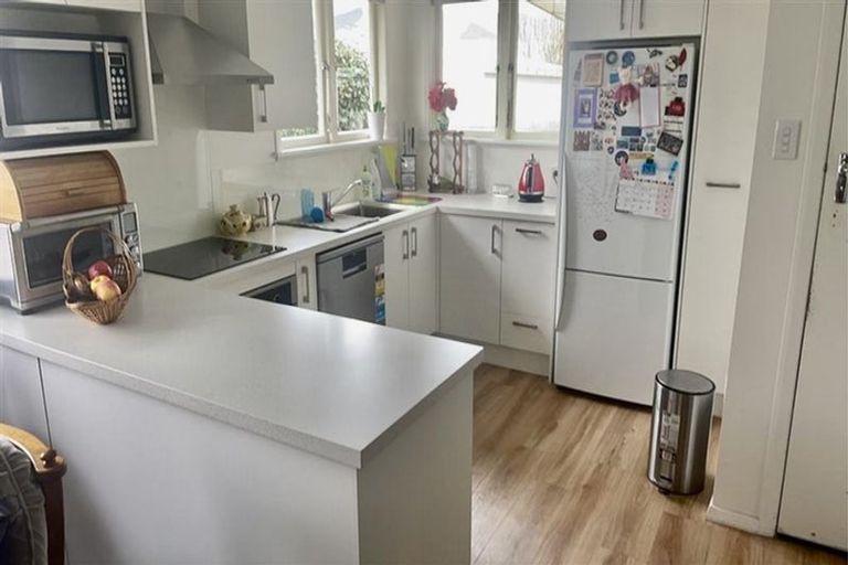 Photo of property in 50 Tennyson Crescent, Stoke, Nelson, 7011