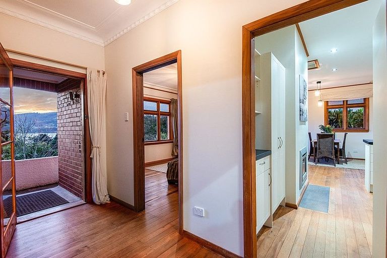 Photo of property in 30 Wharfdale Street, Macandrew Bay, Dunedin, 9014