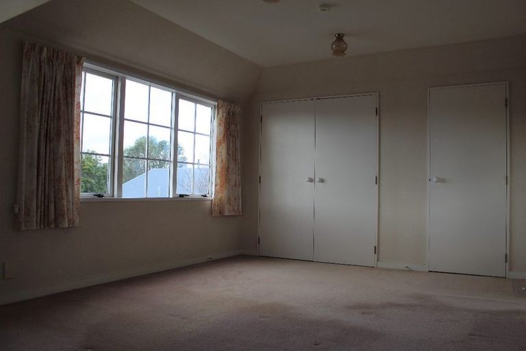 Photo of property in 11a Limbrick Street, Terrace End, Palmerston North, 4410
