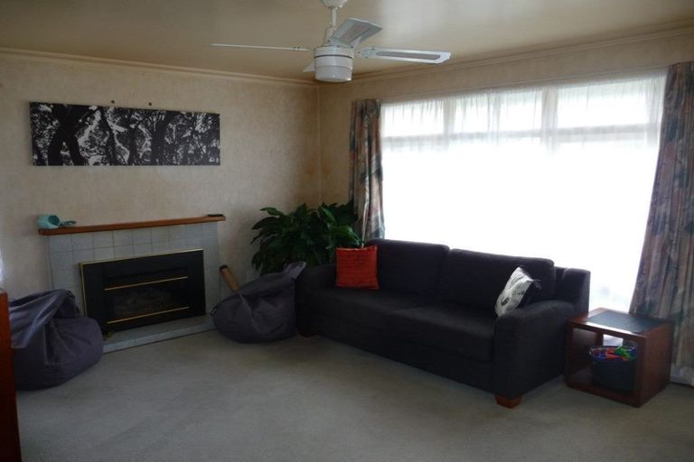 Photo of property in 14 Bear Street, Tirau, 3410