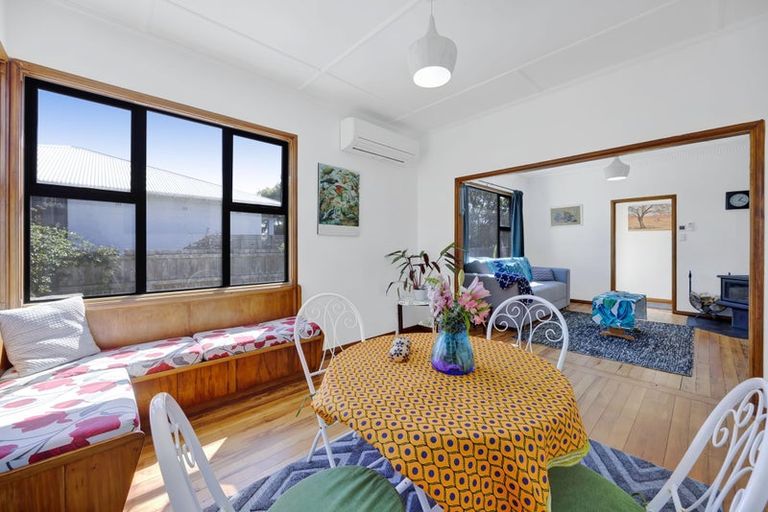 Photo of property in 11 Galt Street, Hawera, 4610