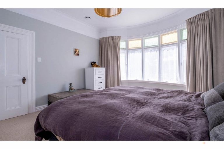 Photo of property in 43 Rhodes Street, Waimate, 7924