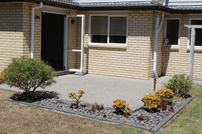 Photo of property in 72 Baverstock Road, Flat Bush, Auckland, 2016