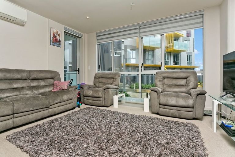 Photo of property in 604/27 Don Mckinnon Drive, Albany, Auckland, 0632