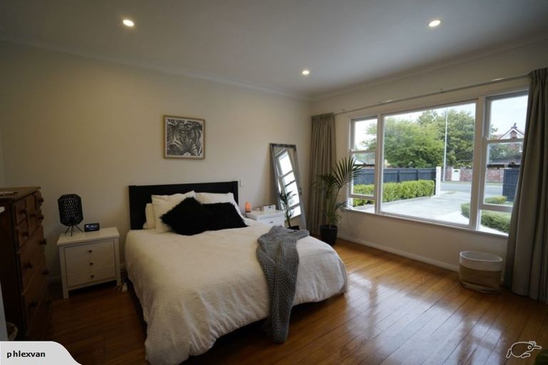 Photo of property in 324 College Street, West End, Palmerston North, 4410