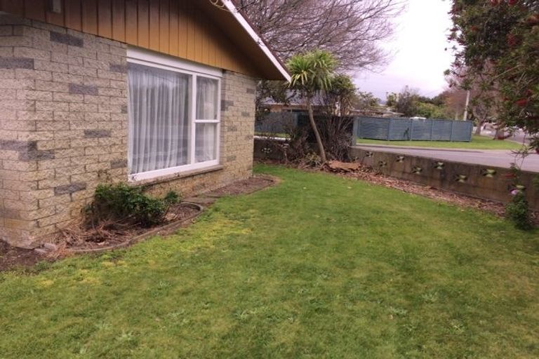 Photo of property in 48 Alexander Road, Raumati Beach, Paraparaumu, 5032