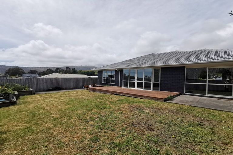 Photo of property in 5 Gilders Grove, Heathcote Valley, Christchurch, 8022