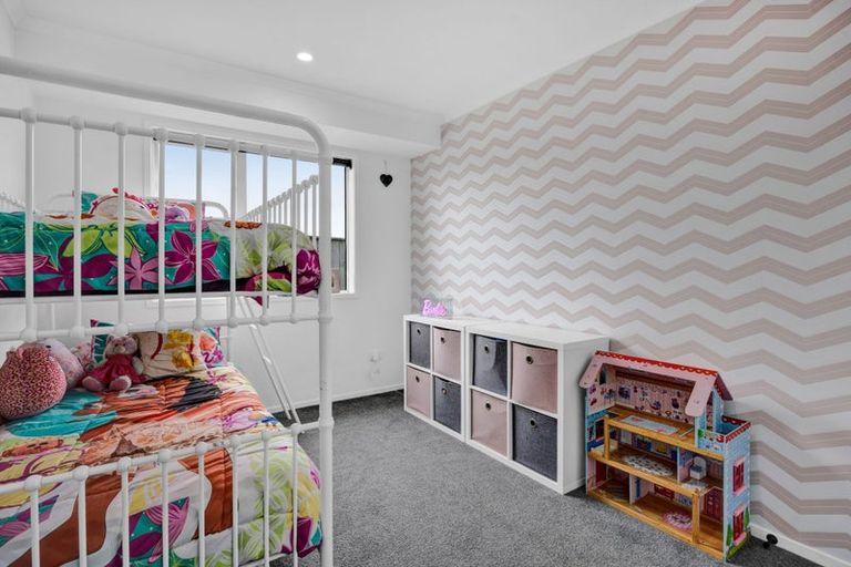 Photo of property in 42 County Drive, Hawera, 4610