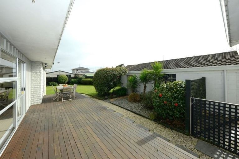 Photo of property in 10 Te Maru Place, Redwood, Christchurch, 8051