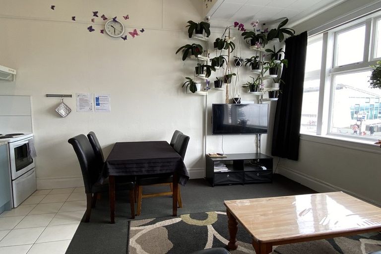 Photo of property in 156a Oriental Parade, Oriental Bay, Wellington, 6011