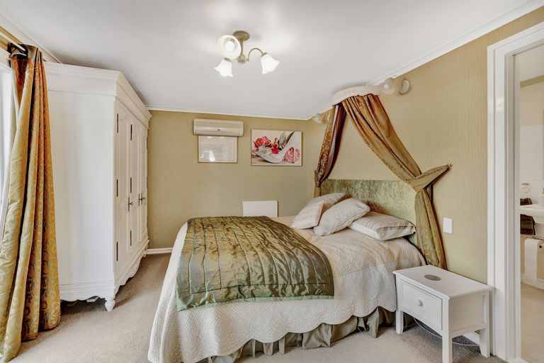 Photo of property in 97 Thornton Road, Cambridge, 3434