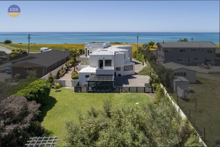 Photo of property in 28 Le Quesne Road, Bay View, Napier, 4104