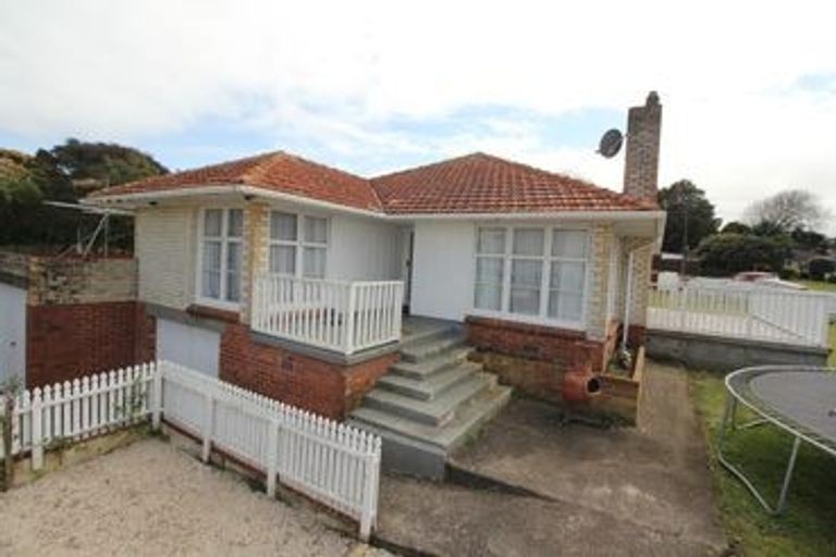 Photo of property in 27 Claude Road, Hillpark, Auckland, 2102