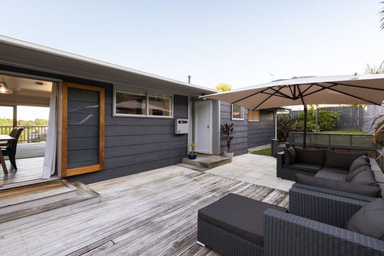 Photo of property in 24 Rothesay Place, Dinsdale, Hamilton, 3204