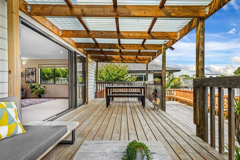 Photo of property in 7 Wautaiti Drive, Riverhead, 0820