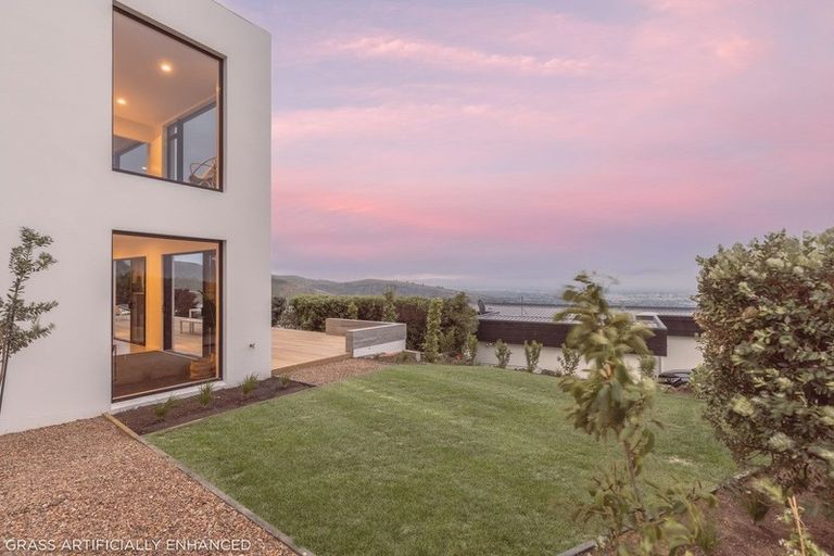 Photo of property in 280 Major Hornbrook Road, Mount Pleasant, Christchurch, 8081