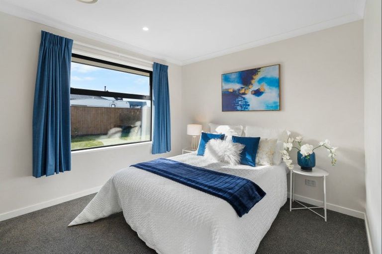 Photo of property in 6 Feather Place, Rolleston, 7615