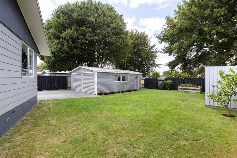 Photo of property in 103 Collins Road, Melville, Hamilton, 3206