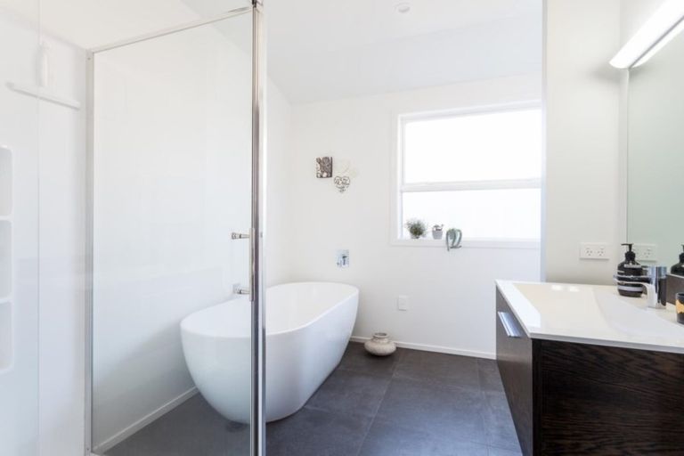 Photo of property in 103 Coast Boulevard, Papamoa Beach, Papamoa, 3118