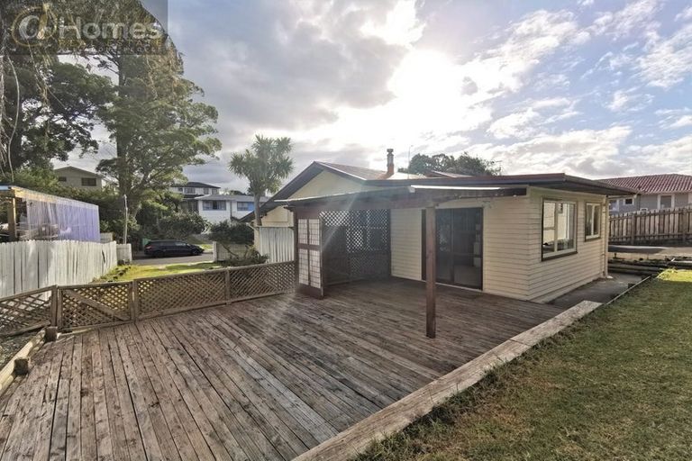 Photo of property in 16 Edgewood Way, Henderson, Auckland, 0612
