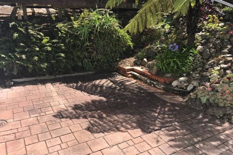 Photo of property in 163b Miromiro Road, Normandale, Lower Hutt, 5010