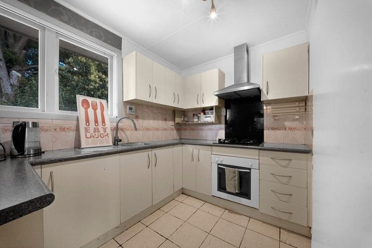 Photo of property in 2/10a Lupton Road, Manurewa, Auckland, 2102