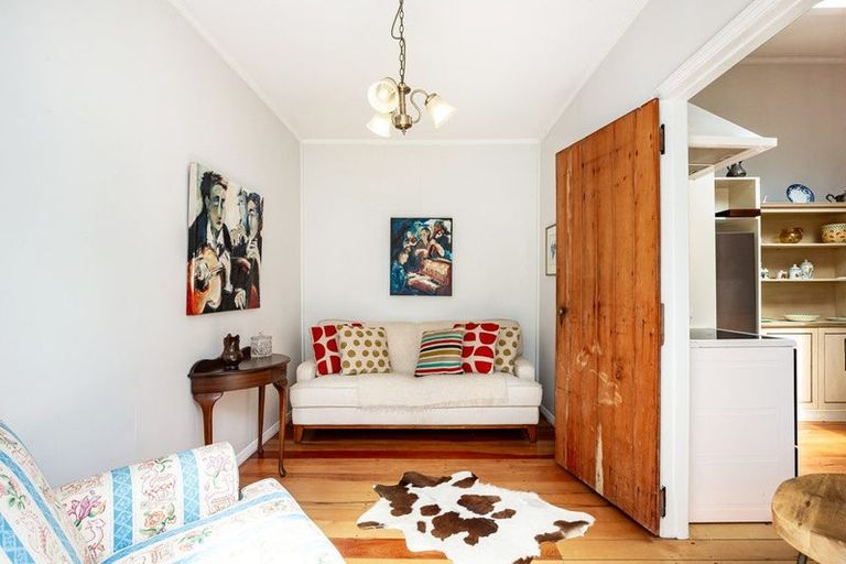 Photo of property in 227 Tinakori Road, Thorndon, Wellington, 6011