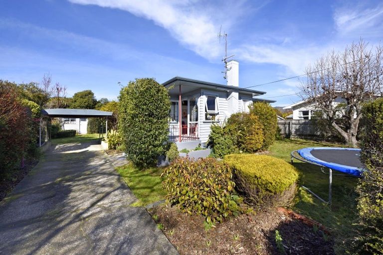 Photo of property in 8 Durham Street, Stoke, Nelson, 7011