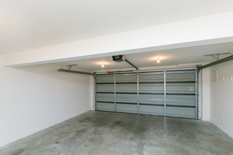 Photo of property in 58g Woodland Road, Johnsonville, Wellington, 6037