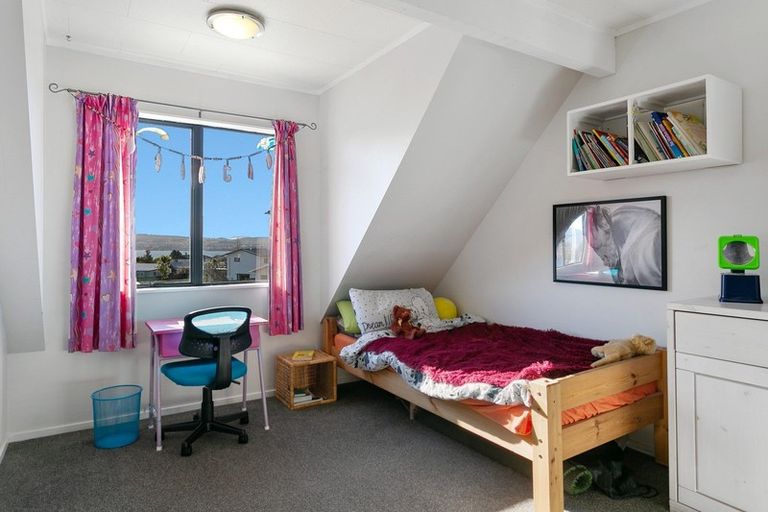 Photo of property in 11 Ward Place, Richmond Heights, Taupo, 3330