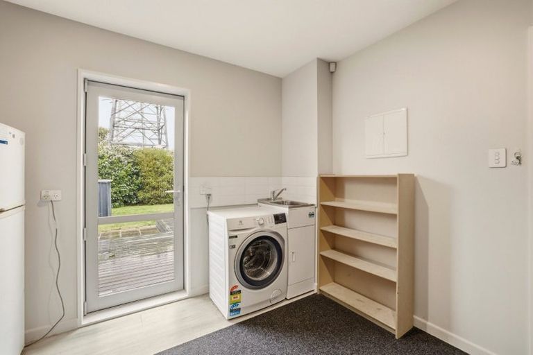 Photo of property in 12 Menin Gate Crescent, Broomfield, Christchurch, 8042